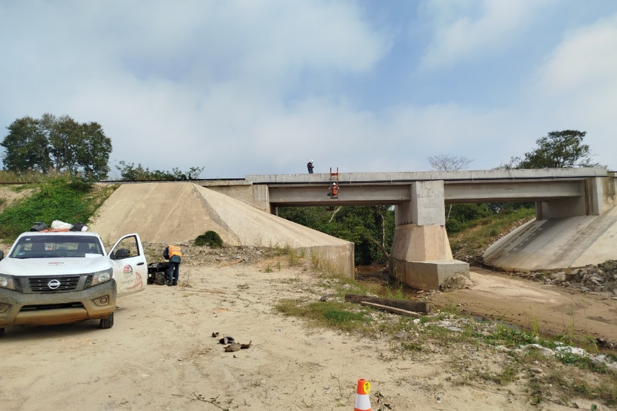 Apoyos para Puentes