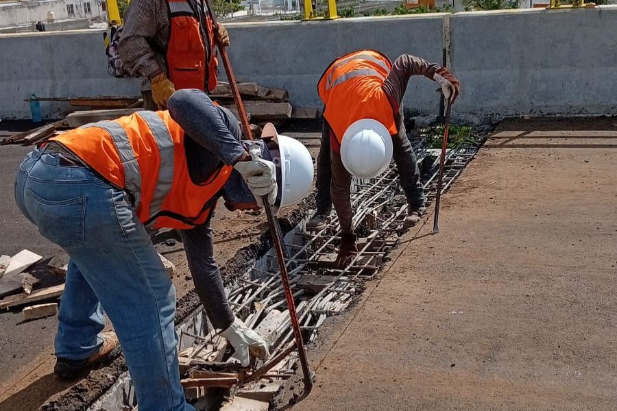 Colocación de juntas de calzada en libramiento progreso
